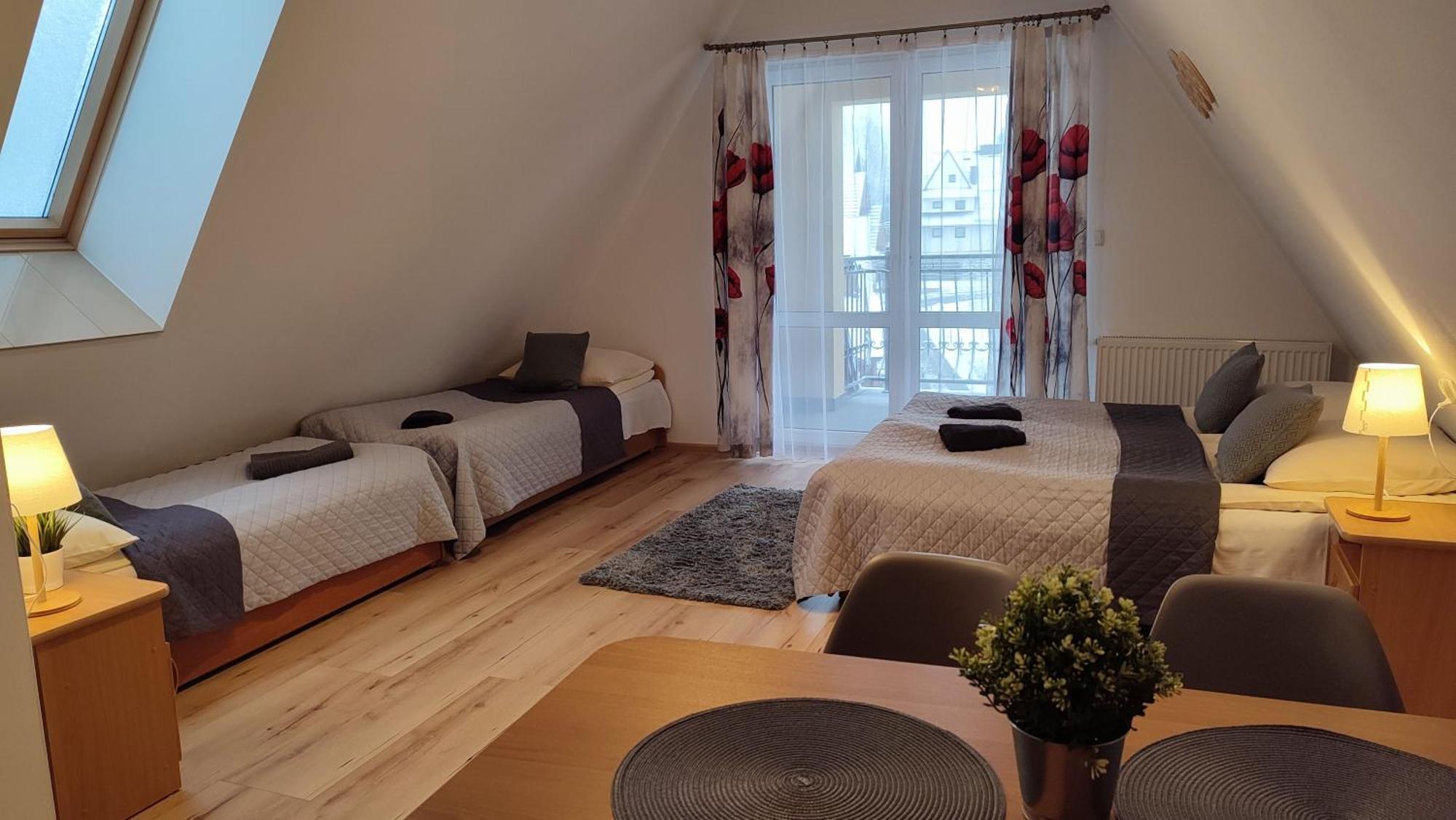 Homestay Paradna